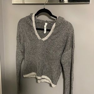 Crop long sleeve sweater WITH hood!